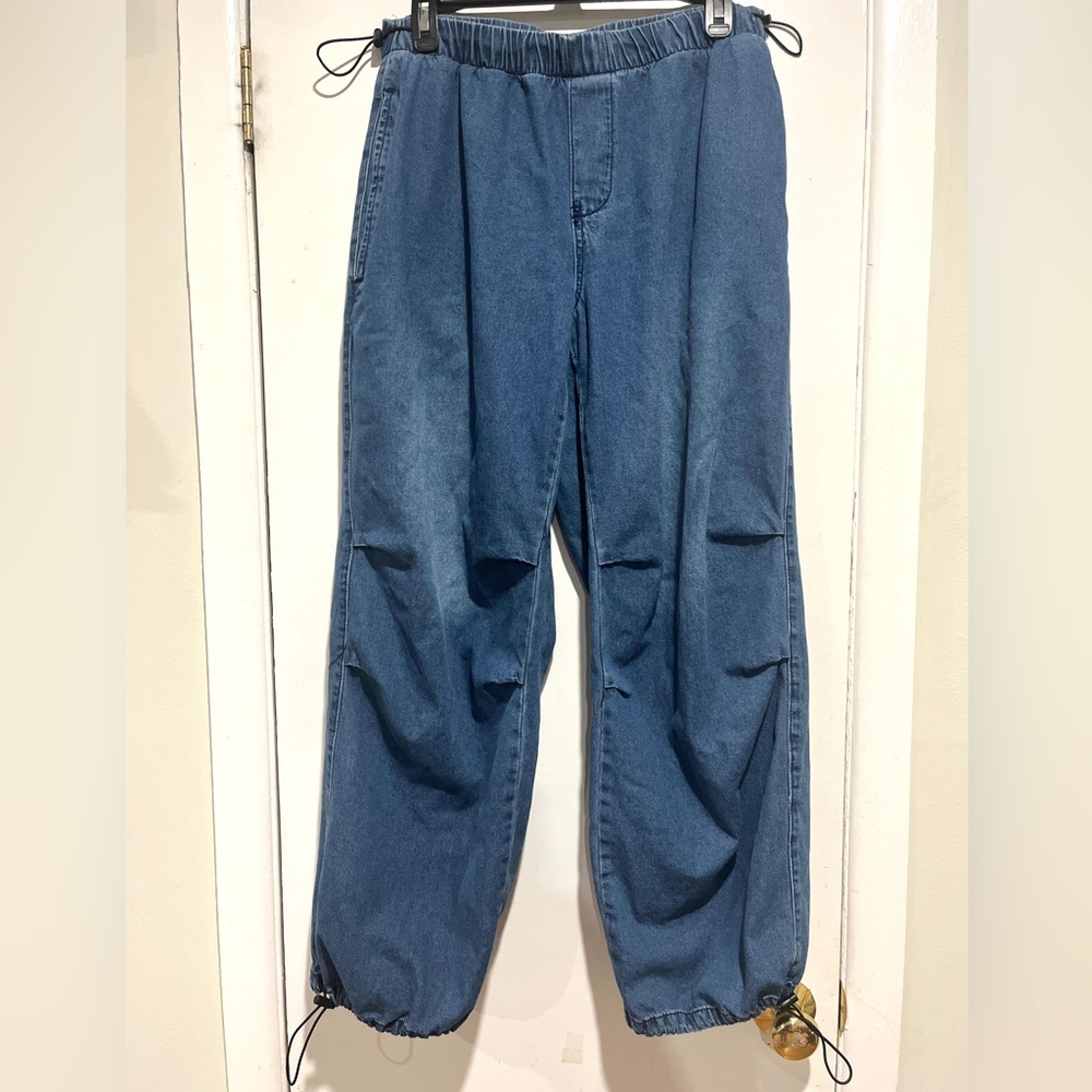 Beachy Parachute Jogger Jeans Elastic Waist Wide Leg Utility